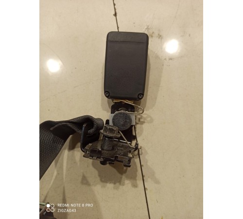 Ремень безопасности (задний средний)