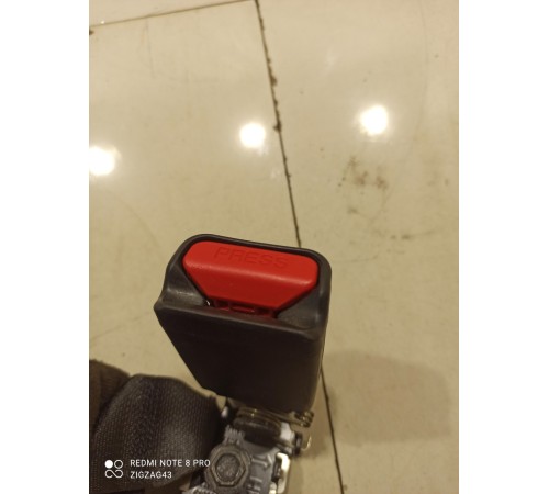 Ремень безопасности (задний средний)