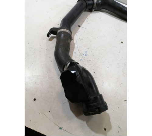 Патрубок интеркулера