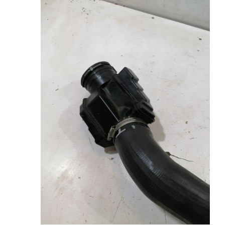 Патрубок интеркулера