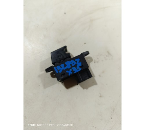 Кнопка стеклоподъемника