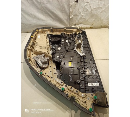 Обшивка двери(задняя левая)