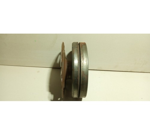 Маховик двигателя