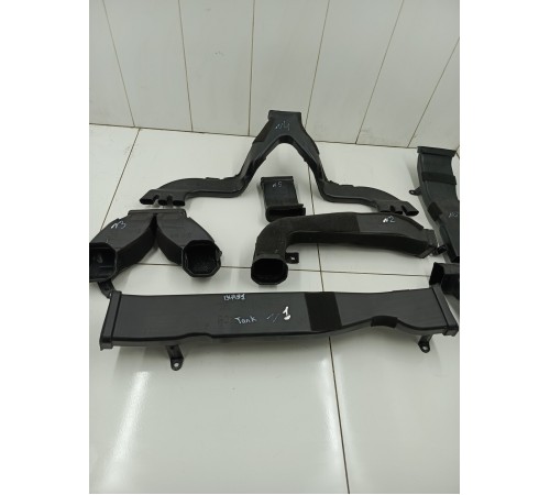 Воздуховод салона