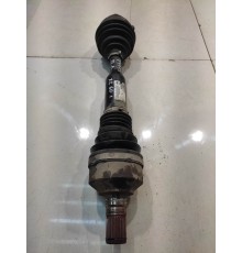 Привод (полуось) (передний левый)