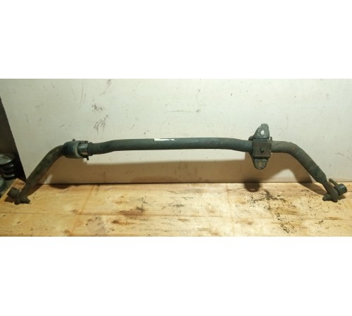 Стабилизатор передний