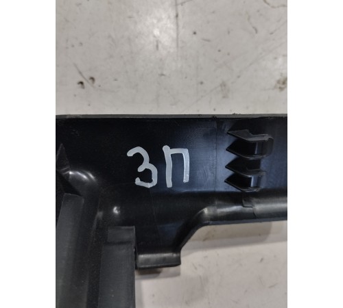 Накладка крепления сиденья задняя правая