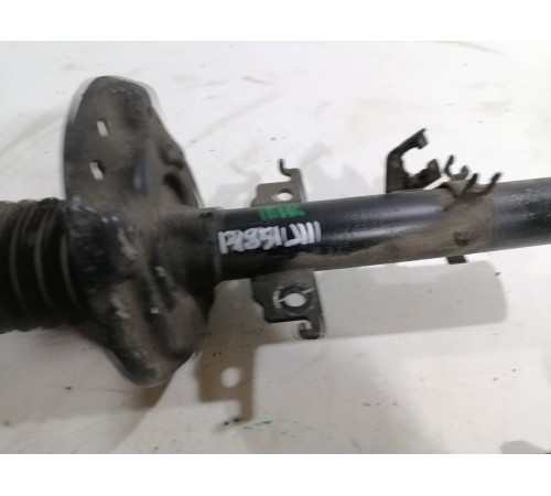 Амортизатор передний правый