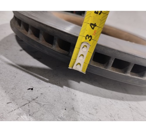 Тормозной диск передний