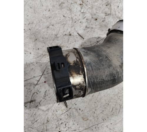 Патрубок радиатора системы охлаждения