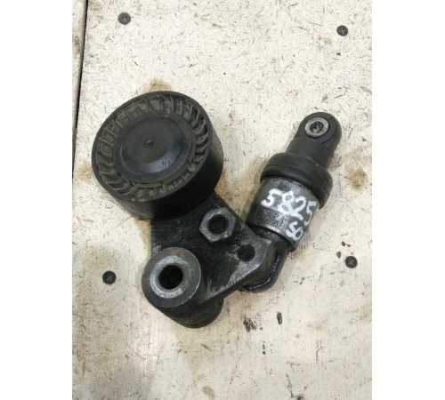 Ролик-натяжитель