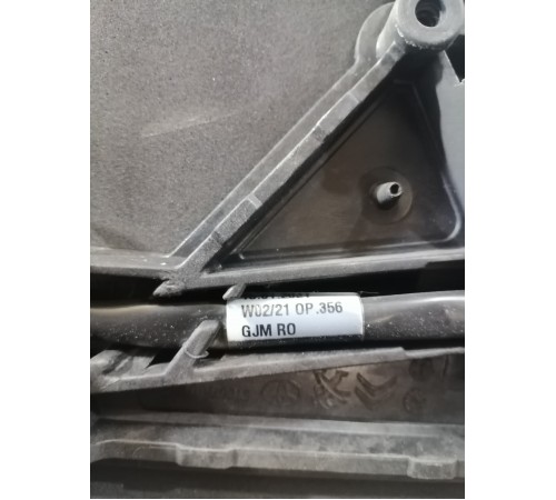 Зеркало заднего вида левое