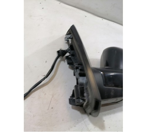 Зеркало заднего вида левое