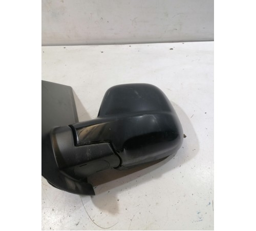 Зеркало заднего вида левое