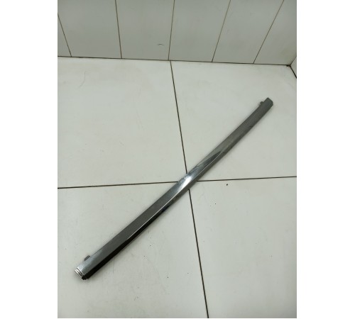 Молдинг решётки радиатора