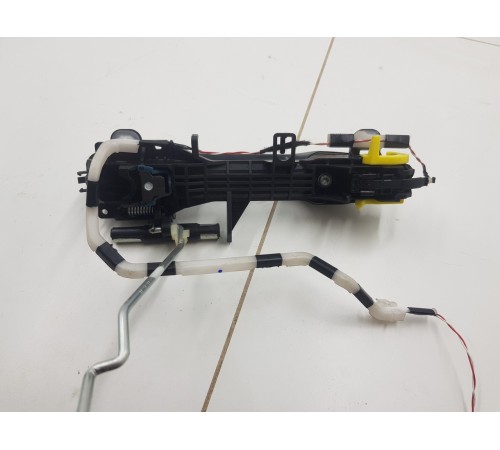 Ручка двери передняя правая внешняя