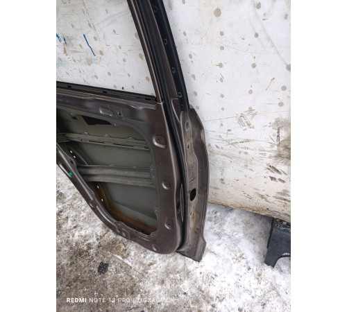 Дверь задняя левая