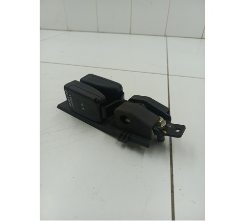 Замок ремня безопасности задний