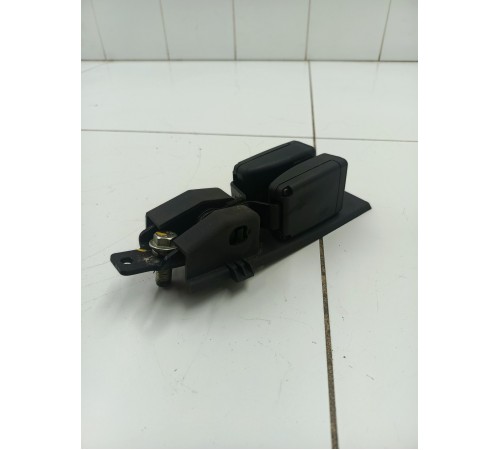 Замок ремня безопасности задний