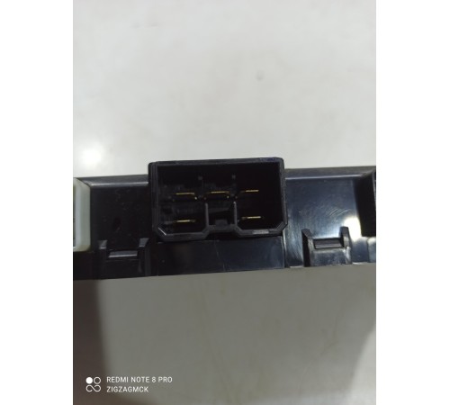 Блок управления сиденьем правый