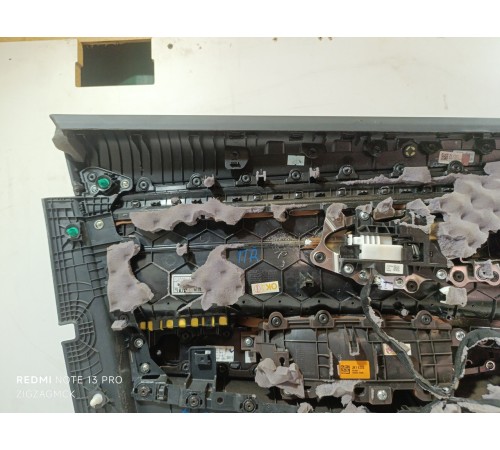 Обшивка двери передняя правая