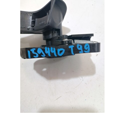 Ручка открывания капота