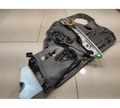 Стеклоподъёмник (задний, левый)