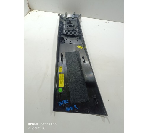 Обшивка центральной стойки правая верхняя