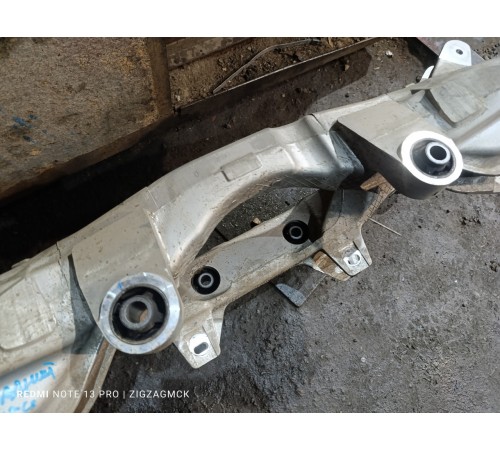 Балка подвески задняя