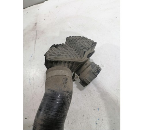 Патрубок системы охлаждения