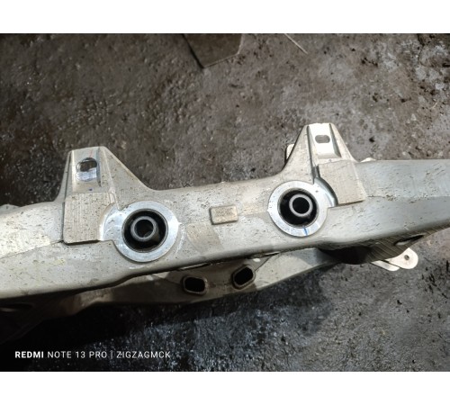 Балка подвески задняя