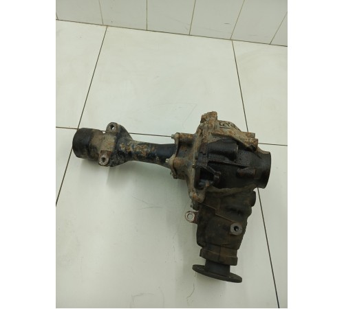 Редуктор передний