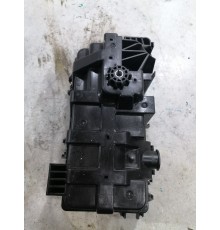 Крышка защитная подкапотного пространства