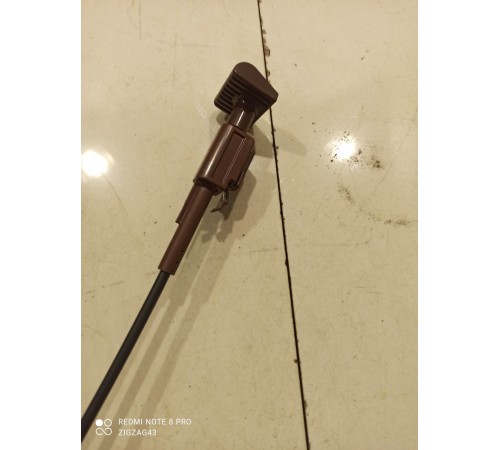 Замок откидывания заднего сиденья(левый)