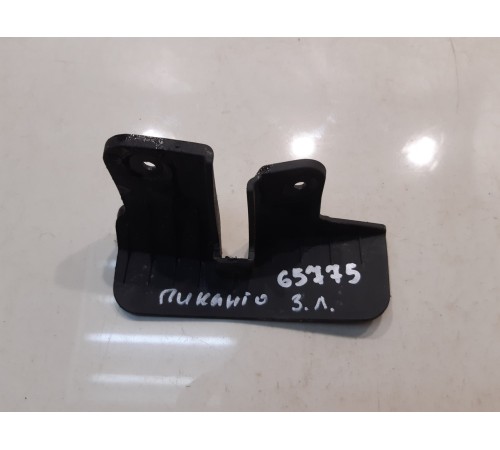 Брызговик (задний, левый)