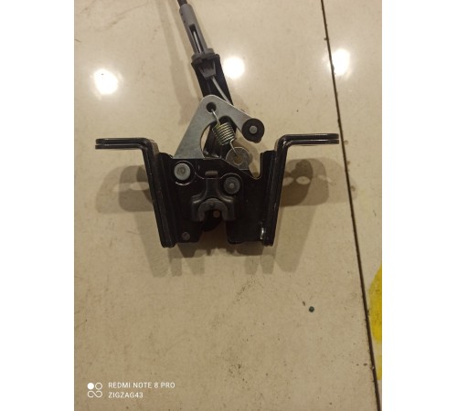 Замок откидывания заднего сиденья(левый)