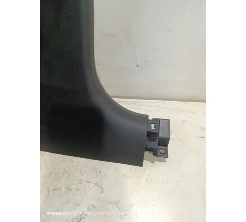 Обшивка центральной стойки правая нижняя