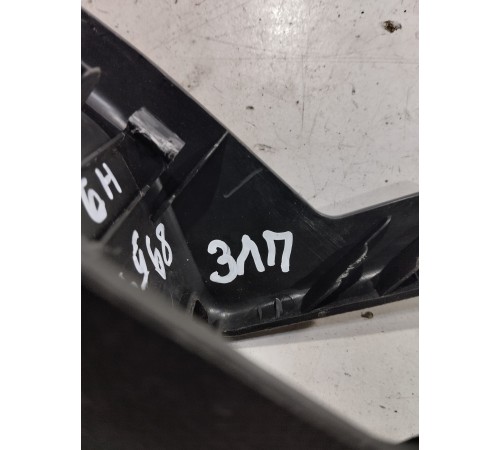 Накладка крепления сиденья задняя левая