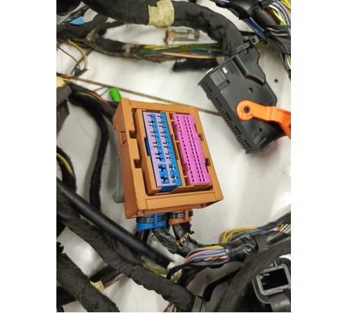 Электропроводка салона