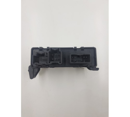 Блок управления крышкой багажника