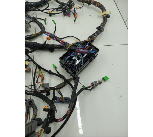 Электропроводка салона