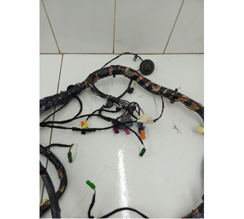 Электропроводка салона