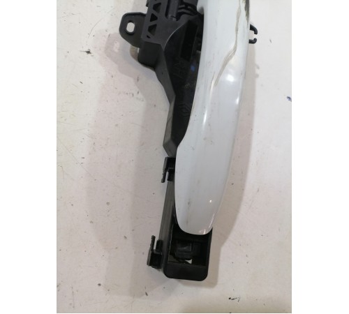 Ручка двери передняя правая