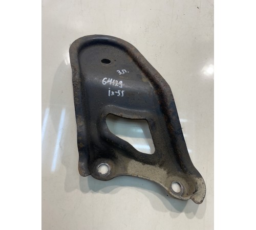 Кронштейн подрамника (задний, правый)