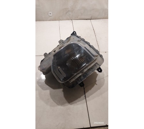 Фара передняя левая