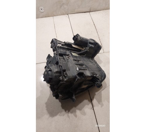 Фара передняя левая