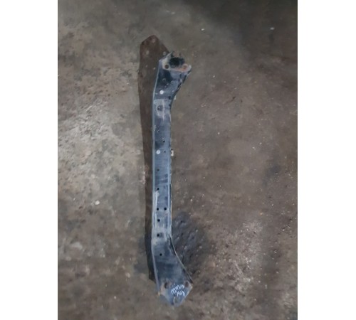 Кронштейн рамы поперечный