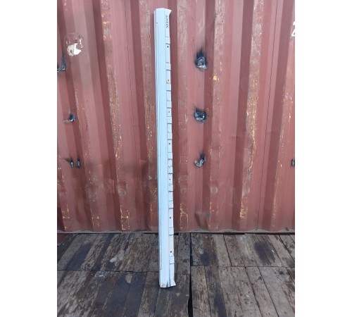 Накладка порога левая