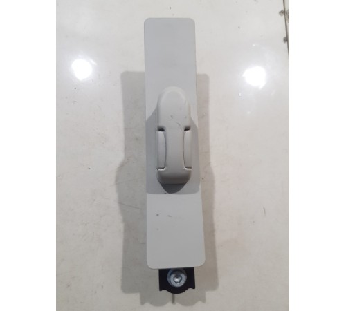 Механизм регулировки ремня безопасности по высоте передний левый