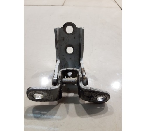 Петля двери (задняя, правая, нижняя)